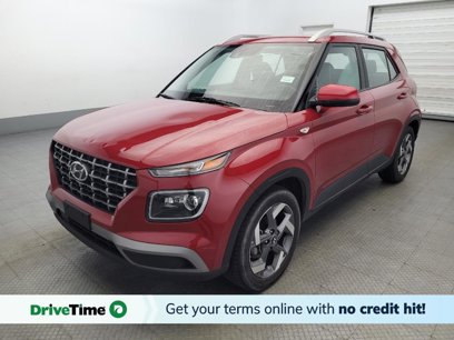 Used 2022 Hyundai Venue Limited w/ Cargo Package