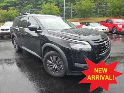 Used 2022 Nissan Pathfinder SV