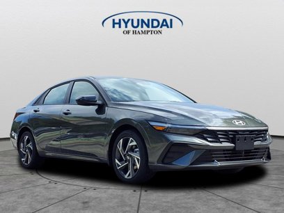 New 2025 Hyundai Elantra SEL