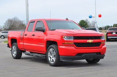 Used 2019 Chevrolet Silverado 1500 Custom w/ Custom Convenience Package