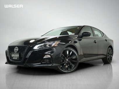 Used 2022 Nissan Altima 2.5 SR w/ Midnight Edition Package