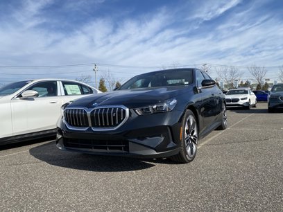 New 2025 BMW i5 xDrive40 w/ Premium Package