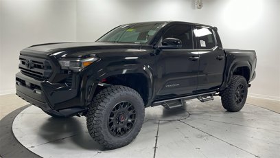 New 2025 Toyota Tacoma SR5