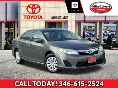 Used 2014 Toyota Camry LE