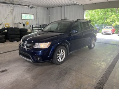 Used 2017 Dodge Journey SXT w/ Comfort/Convenience Group