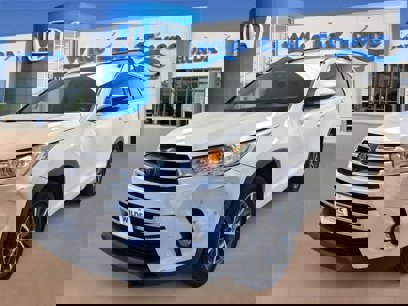 Used 2018 Toyota Highlander XLE