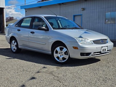 Used 2005 Ford Focus ZX4 Sedan