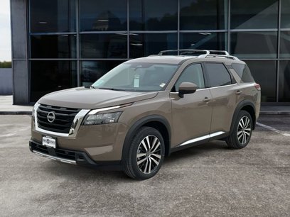 New 2025 Nissan Pathfinder Platinum