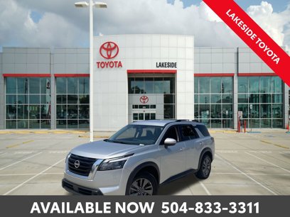 Used 2024 Nissan Pathfinder SV