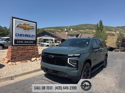New 2025 Chevrolet Suburban RST w/ RST Capability Package