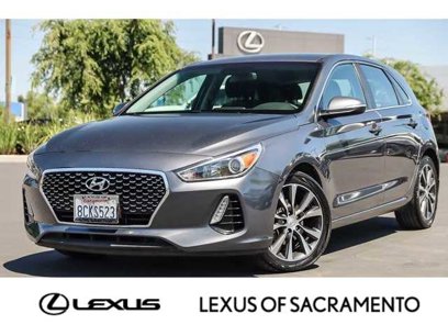 Used 2018 Hyundai Elantra GT w/ Style Package 02