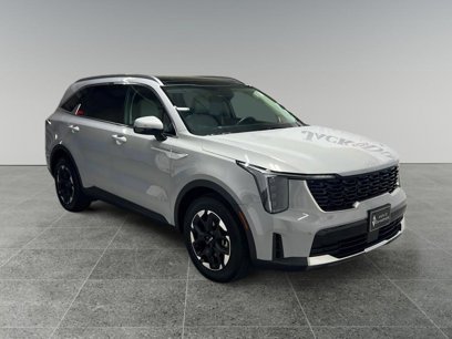Used 2025 Kia Sorento S w/ Panoramic Sunroof Package