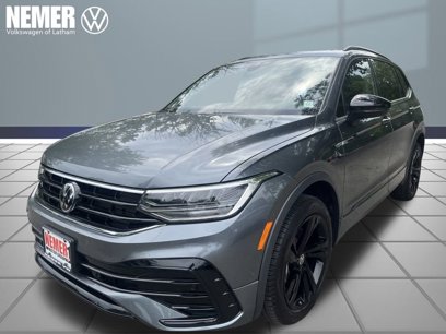 Certified 2024 Volkswagen Tiguan SE R-Line