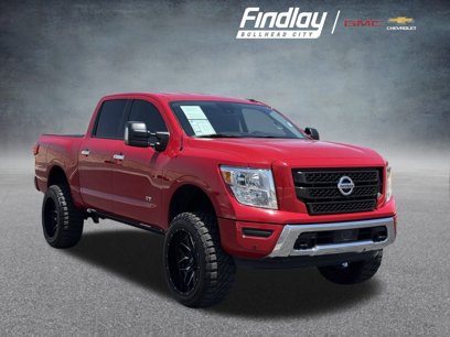 Used 2021 Nissan Titan SV w/ SV Convenience Package