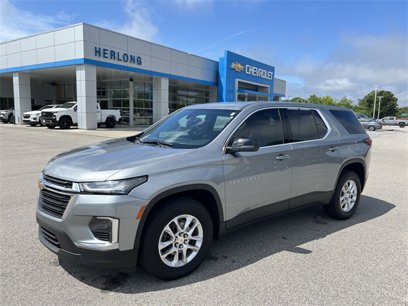 Used 2023 Chevrolet Traverse LS