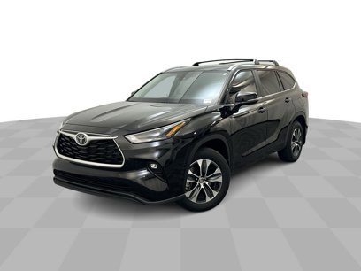 Used 2024 Toyota Highlander XLE