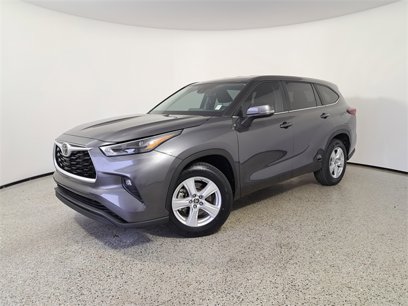 Used 2023 Toyota Highlander LE
