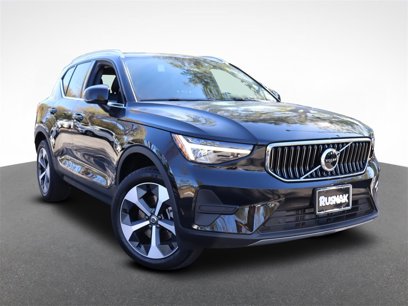 New 2025 Volvo XC40 B5 Core w/ Protection Package Premier