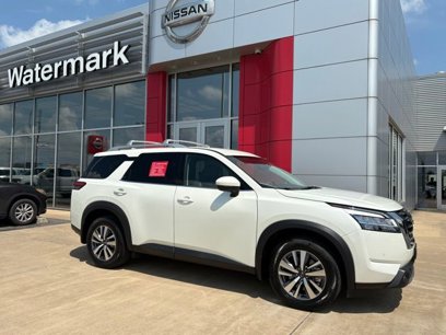 Certified 2023 Nissan Pathfinder SL