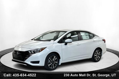New 2025 Nissan Versa SV w/ Trunk Package