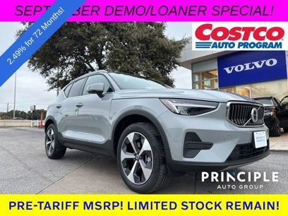 New 2025 Volvo XC40 B5 Core