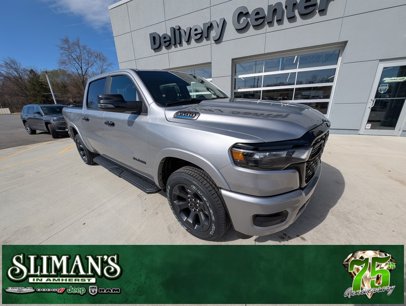 New 2025 RAM 1500 4x4 Crew Cab