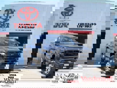 New 2025 Toyota Tacoma SR5