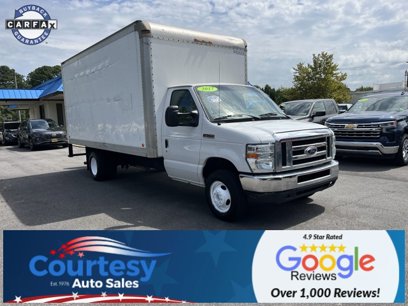 Used 2017 Ford E-350 and Econoline 350 Super Duty w/ Power Windows & Locks Group