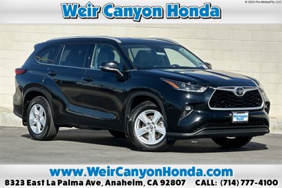 Used 2021 Toyota Highlander LE
