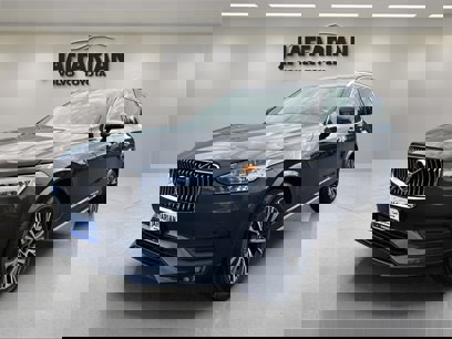 Certified 2022 Volvo XC90 T5 Momentum w/ Advanced Package