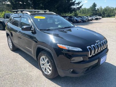 Certified 2017 Jeep Cherokee Latitude w/ Comfort/Convenience Group