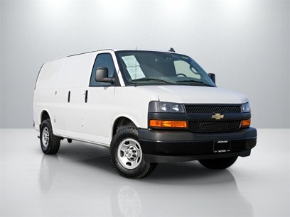 Used 2022 Chevrolet Express 3500 w/ Driver Convenience Package
