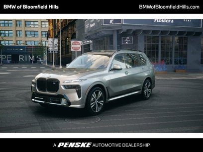 New 2025 BMW X7 M60i w/ Climate Comfort Package