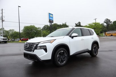 Used 2024 Nissan Rogue SV
