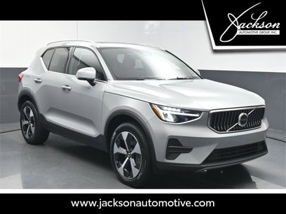 Used 2025 Volvo XC40 B5 Core w/ Protection Package Premier