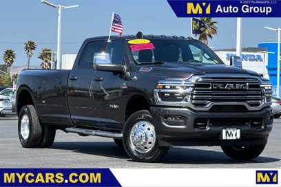 New 2025 RAM 3500 Laramie w/ Towing Technology Group