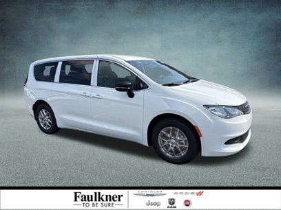 New 2025 Chrysler Voyager LX