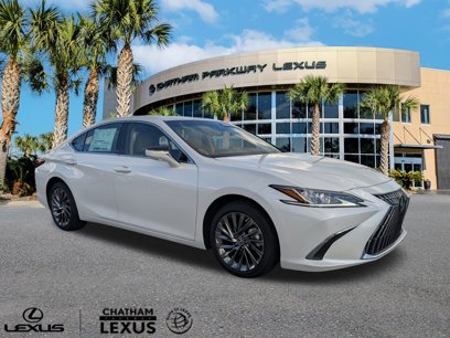 New 2025 Lexus ES 300h w/ Technology Package