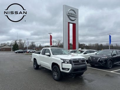 New 2025 Nissan Frontier SV