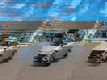 New 2025 Hyundai Elantra SE