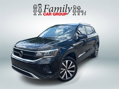 Used 2024 Volkswagen Taos SE w/ MDO Package