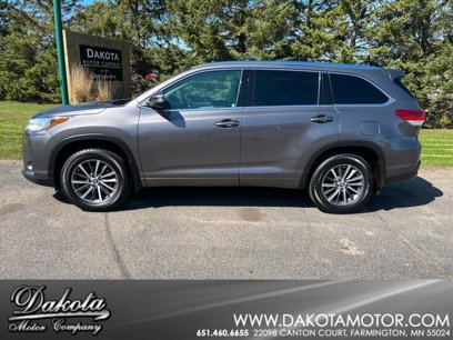 Used 2017 Toyota Highlander XLE