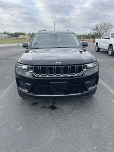 Used 2022 Jeep Grand Cherokee Laredo w/ Luxury Tech Group I
