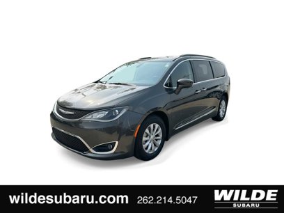 Used 2017 Chrysler Pacifica Touring-L