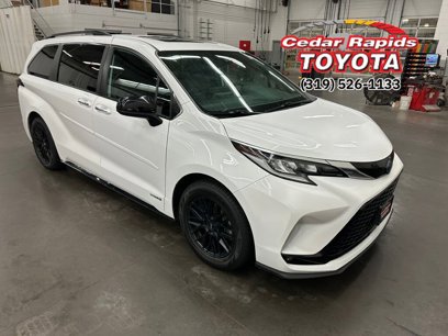 Used 2021 Toyota Sienna XSE