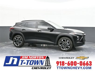 New 2025 Chevrolet Trax RS w/ Sunroof Package