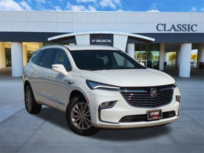 Used 2023 Buick Enclave Essence