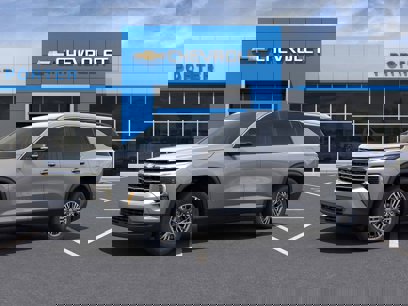 New 2025 Chevrolet Traverse LT w/ Driver Confidence Package