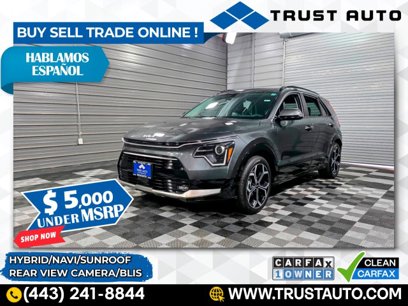 Used 2024 Kia Niro EX Touring