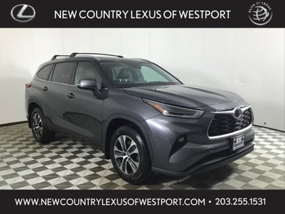 Used 2021 Toyota Highlander XLE